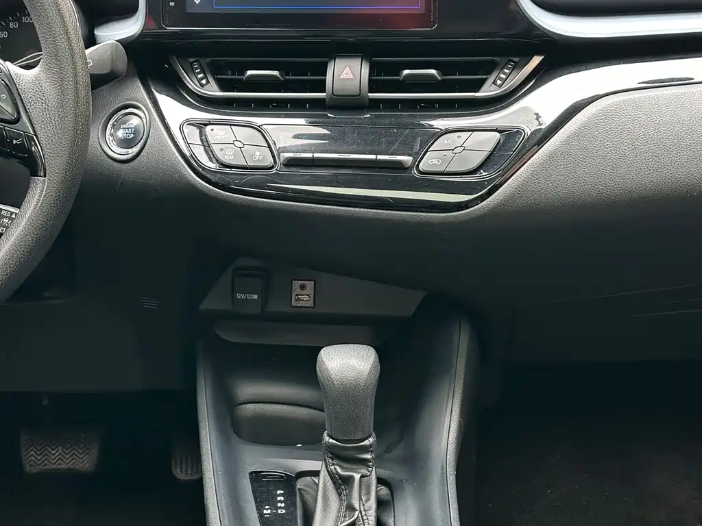 Toyota IZOA 2021 — фото 10