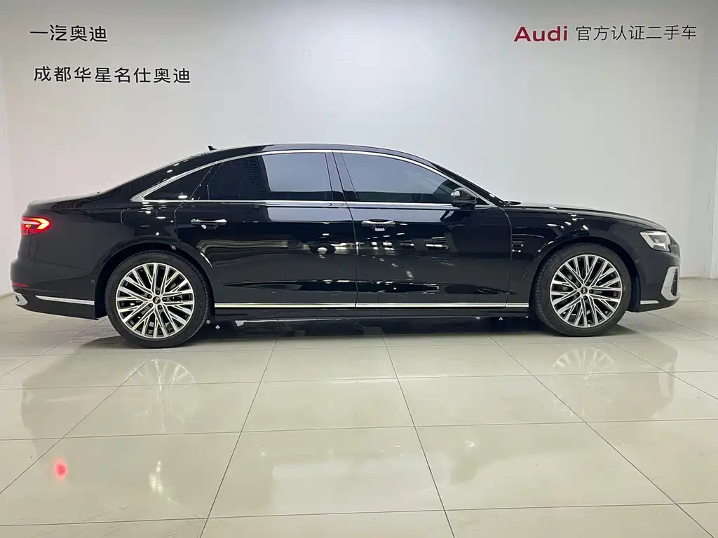 Audi A8 2022 — фото 3