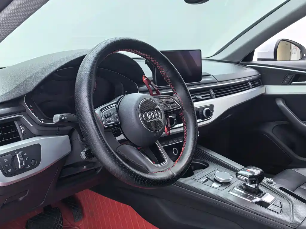 Audi A4L 2020 — фото 14