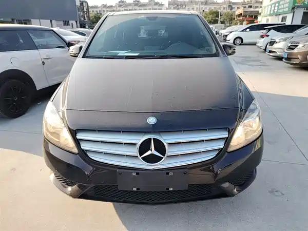 Mercedes-Benz B-Class 2012