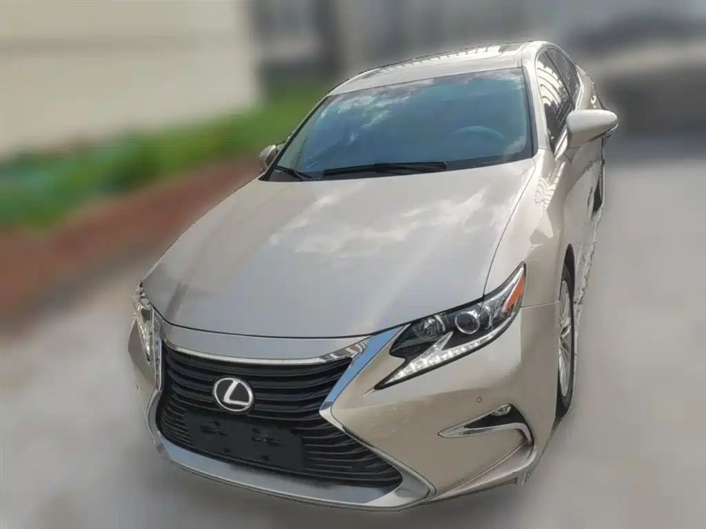 Lexus ES 2015 — фото 5