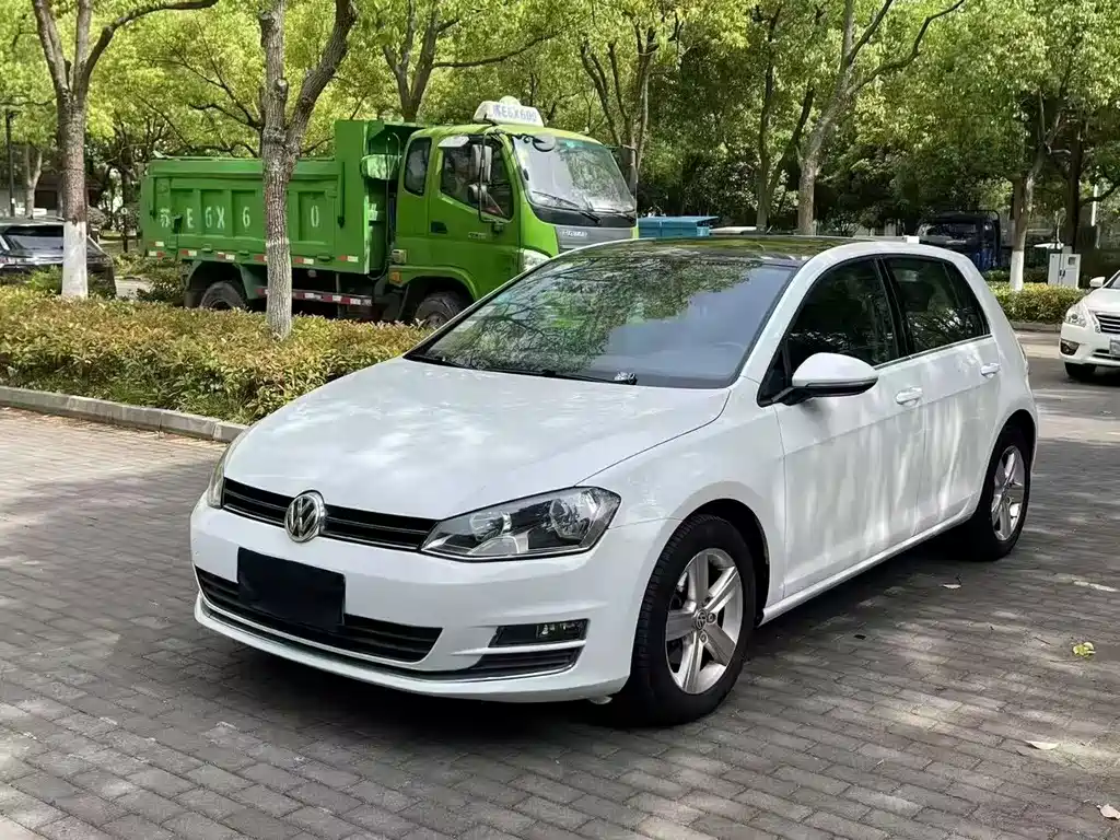 Volkswagen Golf 2015 — фото 1