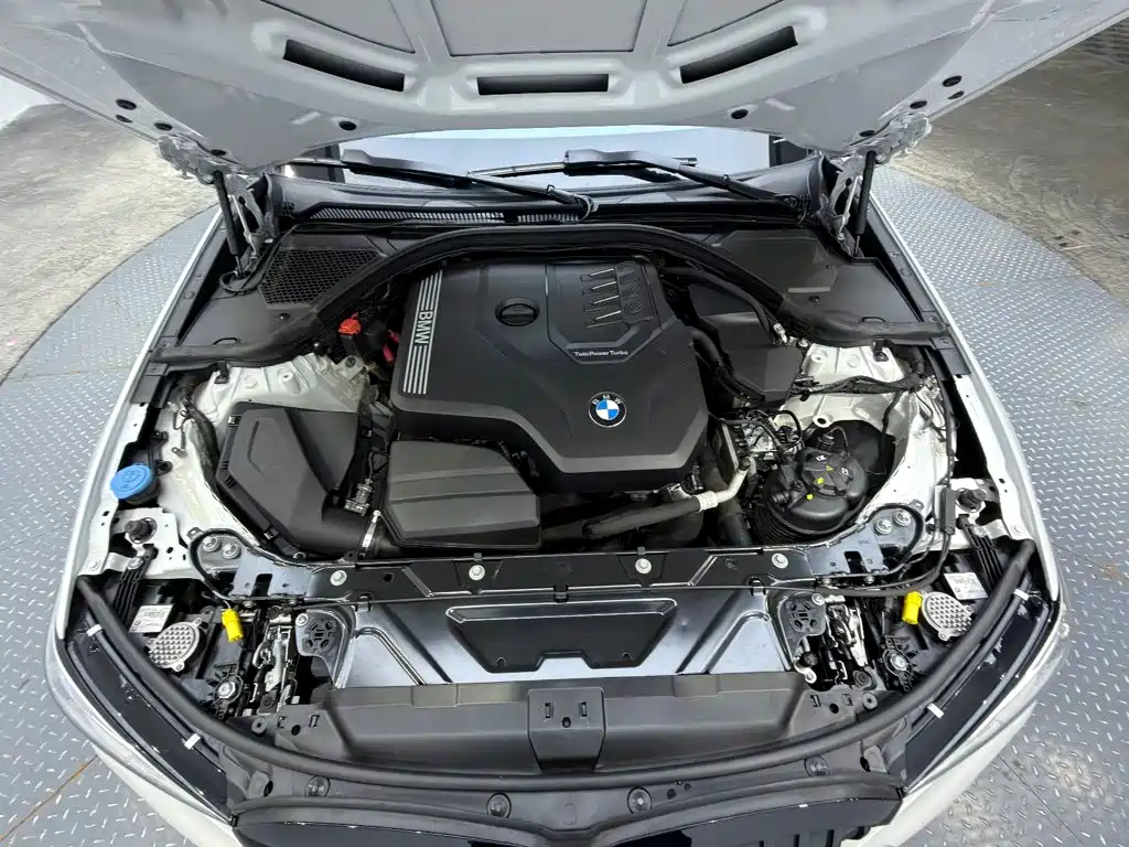 BMW 3 Series 2022 — фото 12
