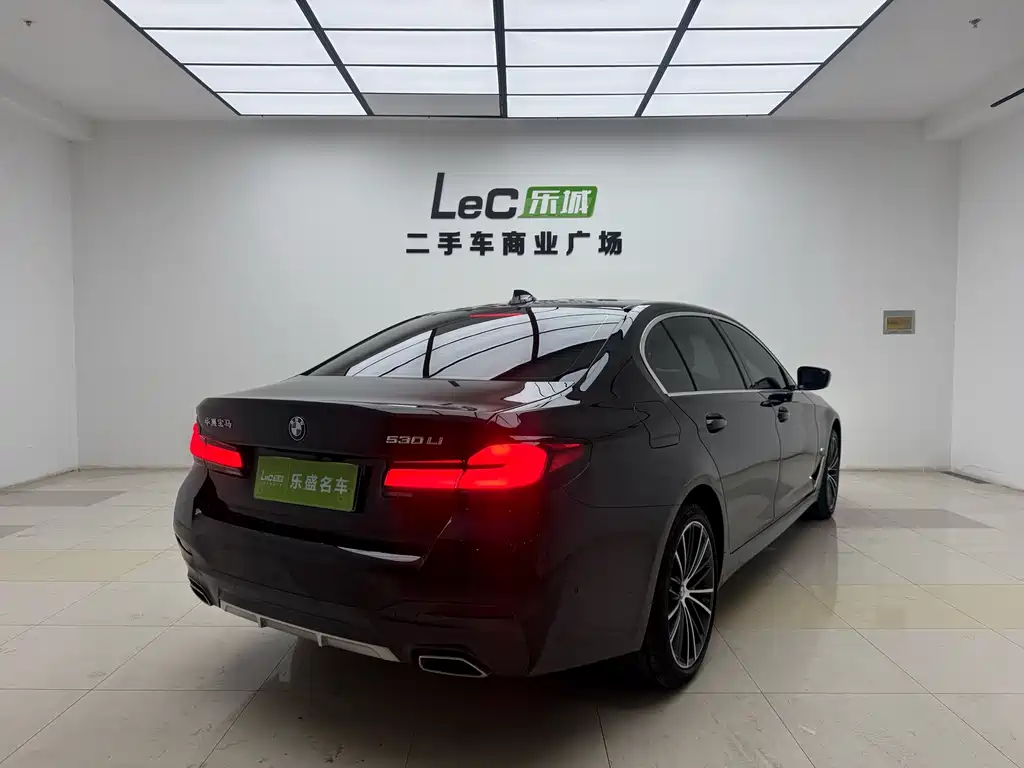 BMW 5 Series 2024