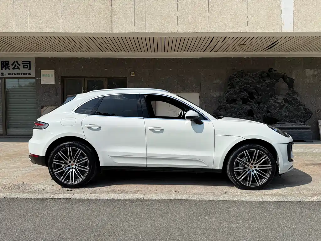 Porsche Macan 2015 — фото 5