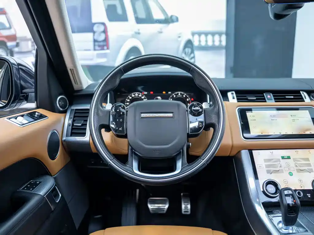 Land Rover Sport 2020 — фото 15