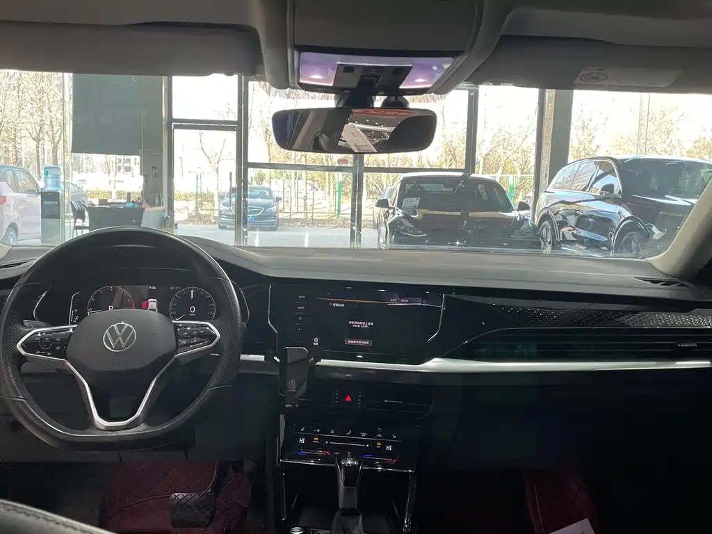 Volkswagen Passat 2023 — фото 9