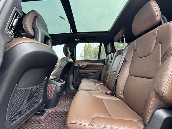 Volvo XC90 2021