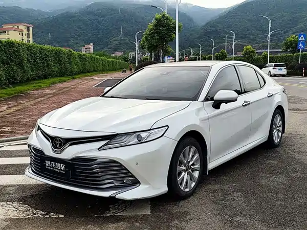 Toyota Camry 2021