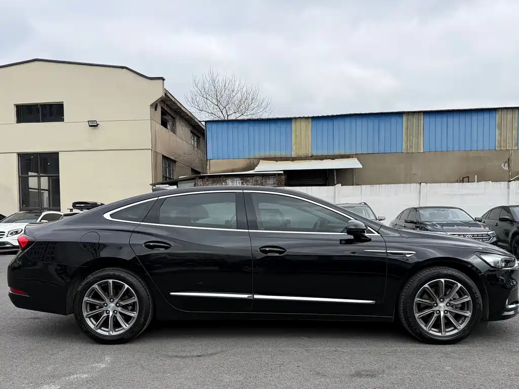 Buick LaCrosse 2021 — фото 24