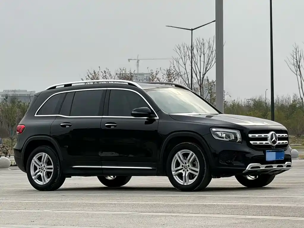 Mercedes-Benz GLB 2022 — фото 3