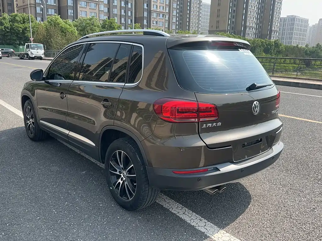 Volkswagen Tiguan 2014 — фото 9