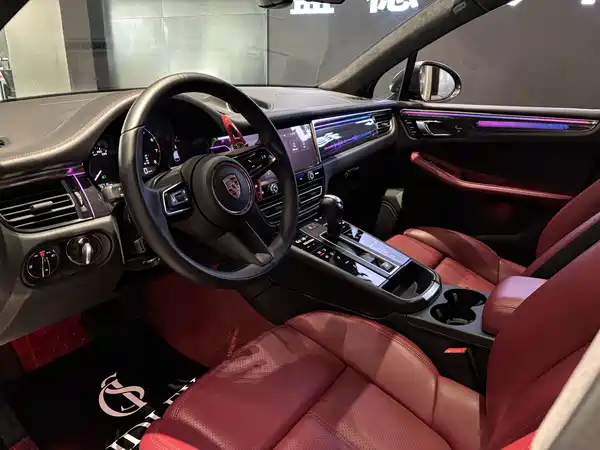 Porsche Macan 2023