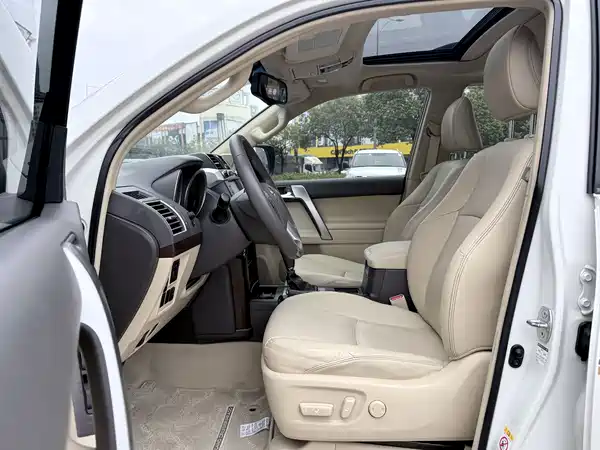 Toyota Prado 2016