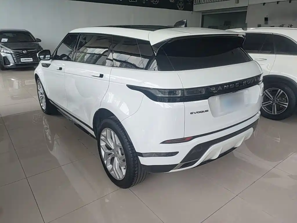 Land Rover Range Rover Evoque 2022 — фото 5