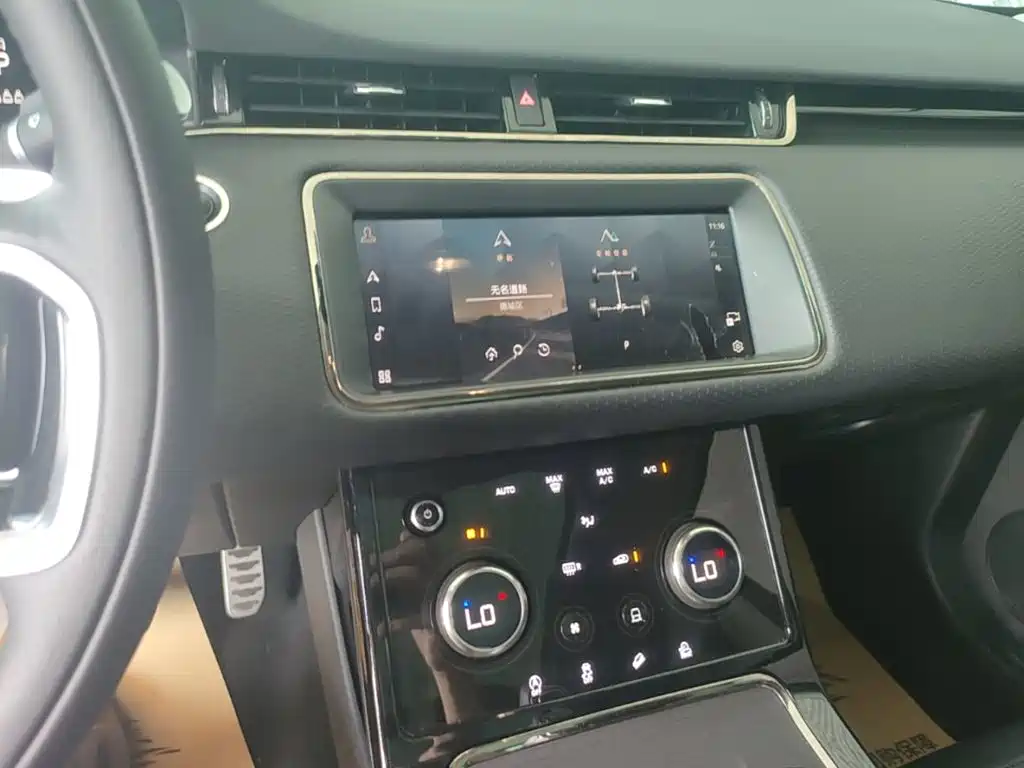 Land Rover Range Rover Evoque 2022 — фото 13