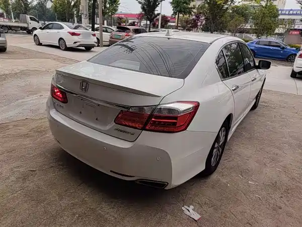 Honda Accord 2015