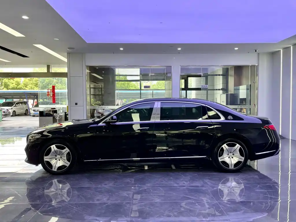 Mercedes-Benz Maybach S-Class 2025 — фото 3