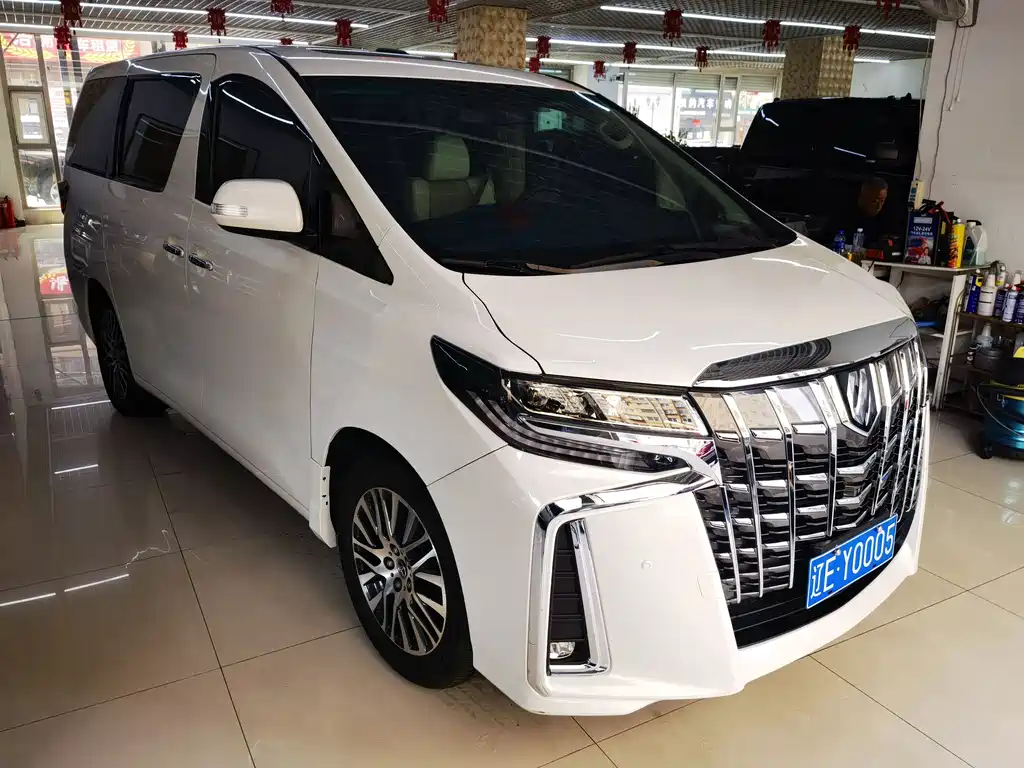 Toyota Alphard 2014 — фото 3