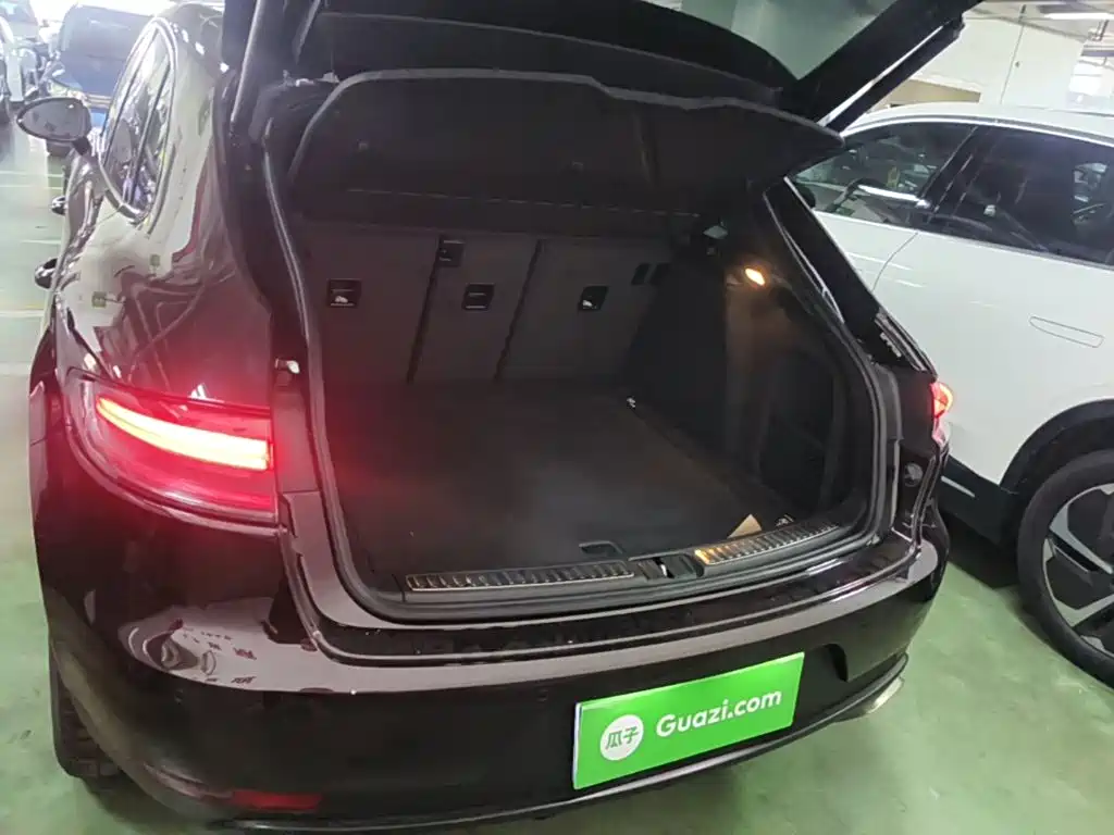 Porsche Macan 2020 — фото 19