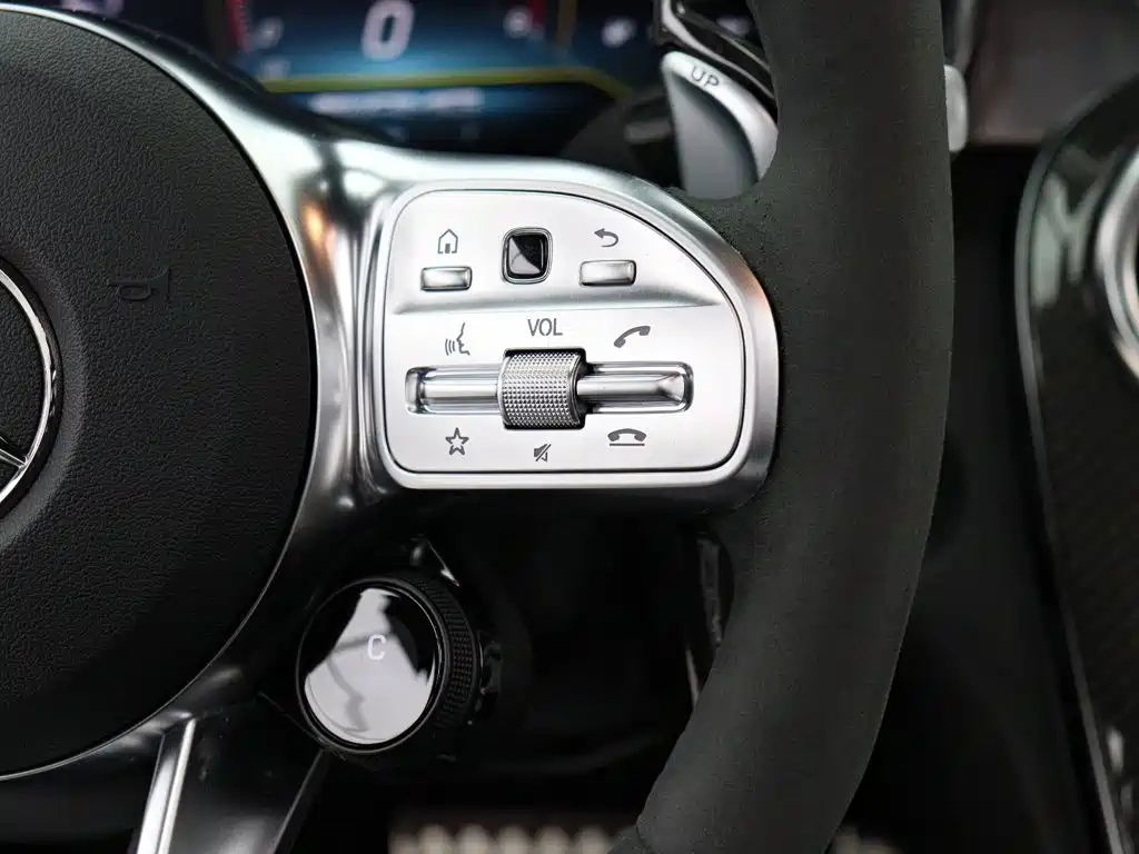 Mercedes-Benz C-Class AMG 2019 — фото 15
