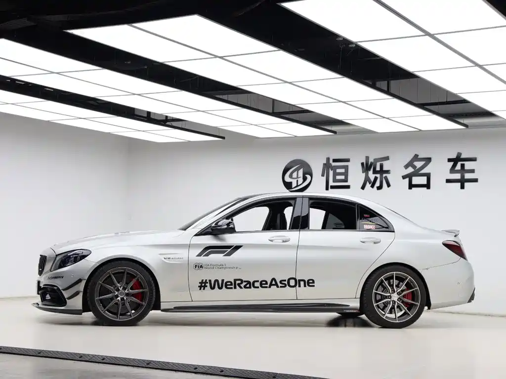 Mercedes-Benz C-Class AMG 2019 — фото 32