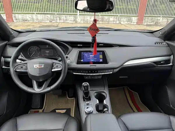 Cadillac XT4 2021