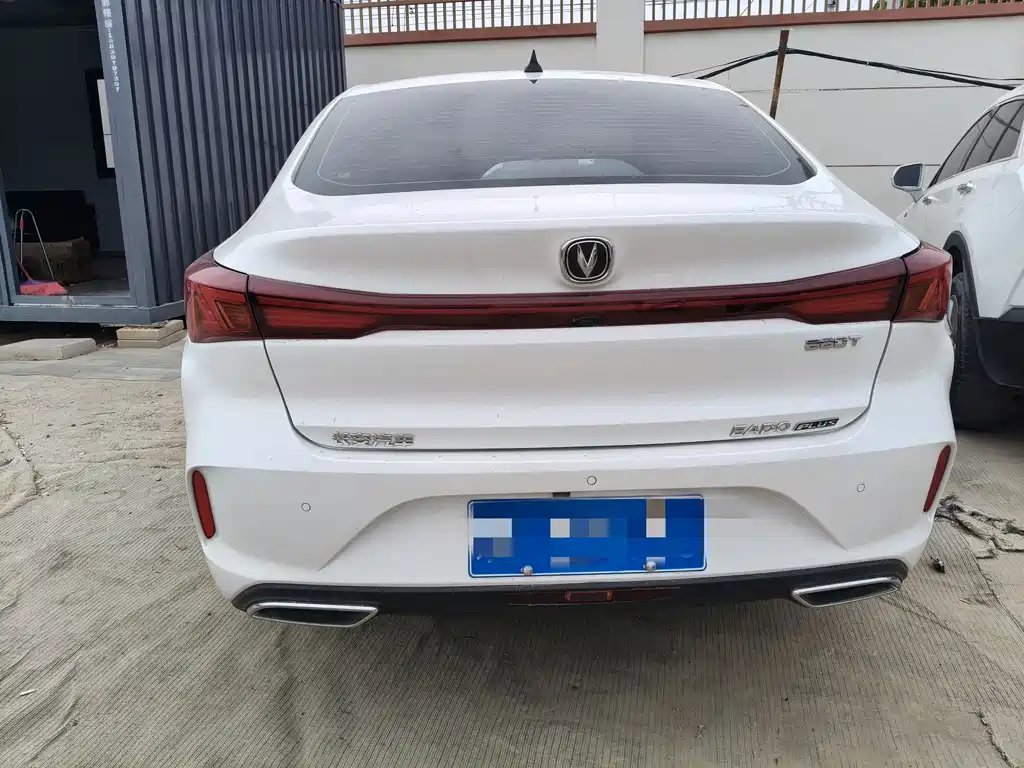 Changan Eado 2025 — фото 10