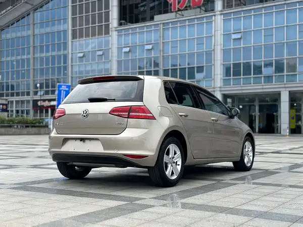 Volkswagen Golf 2016