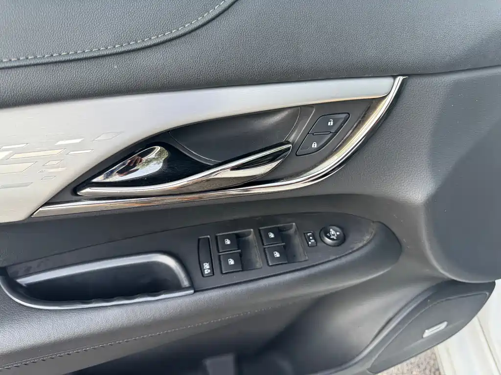 Cadillac ATS-L 2018 — фото 13