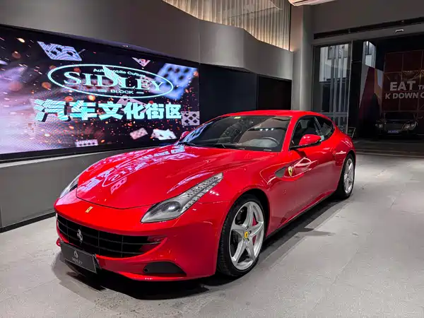 Ferrari FF 2012