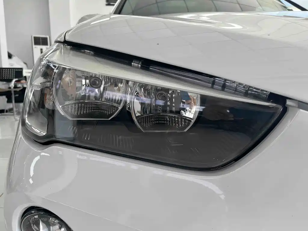 BMW X1 2017 — фото 15