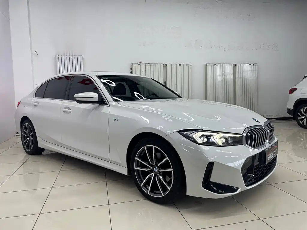 BMW 3 Series 2023