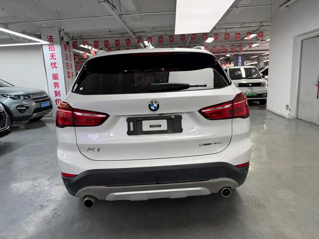 BMW X1 2018 — фото 11
