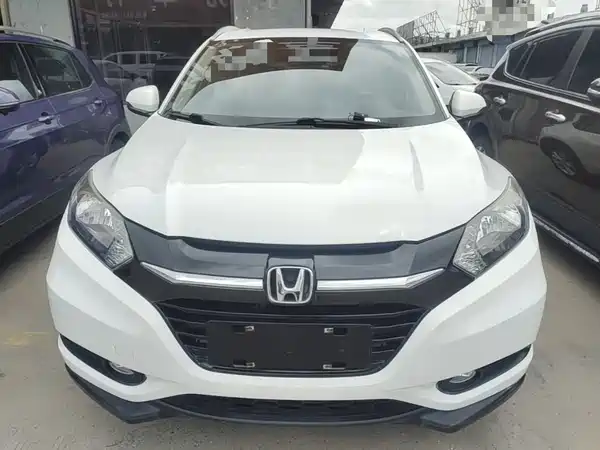Honda Vezel 2016
