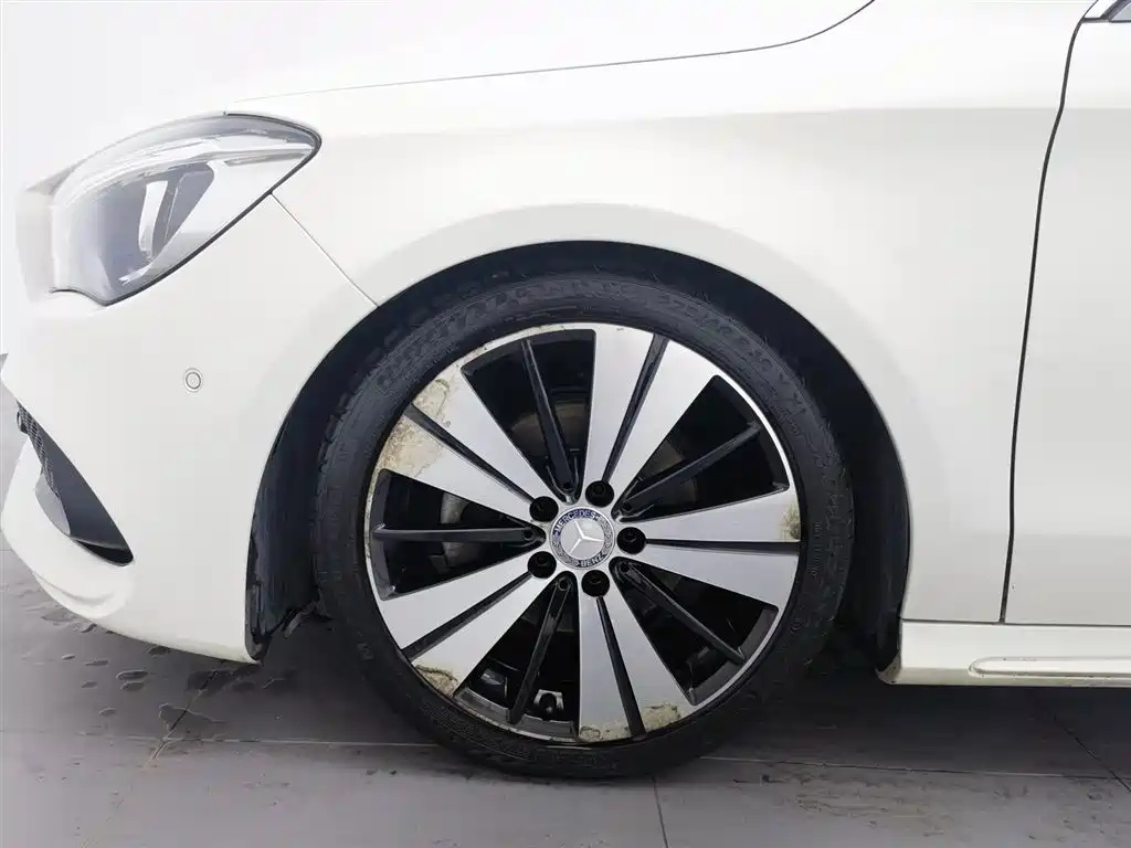 Mercedes-Benz CLA 2017 — фото 17