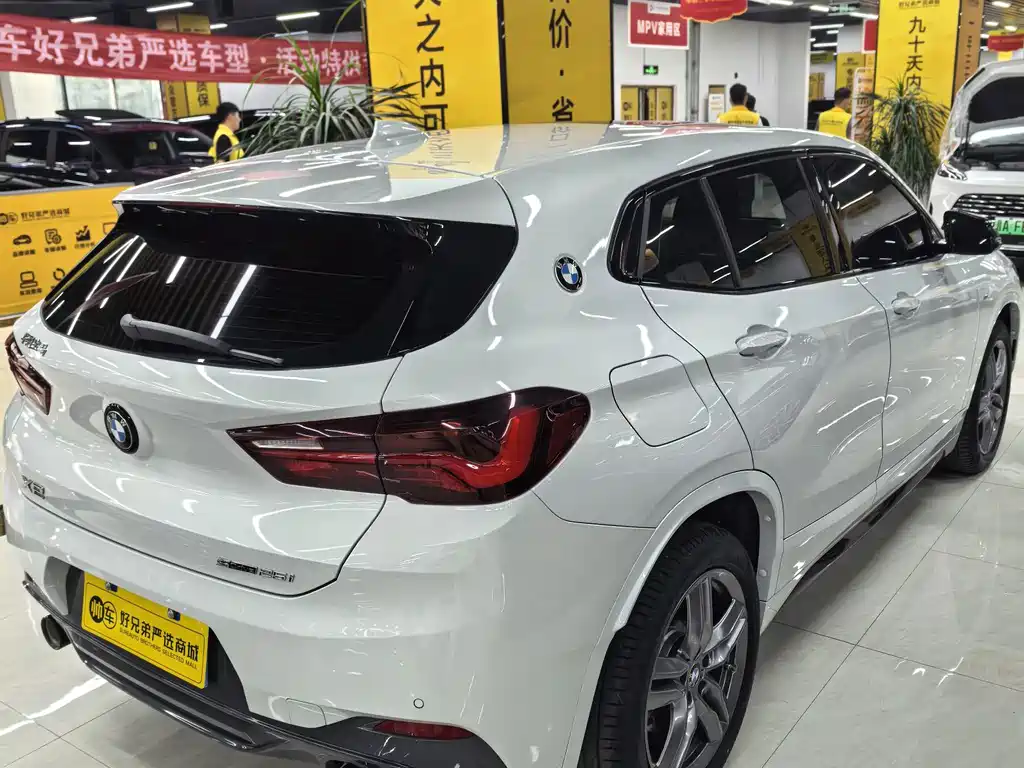 BMW X2 2024 — фото 17