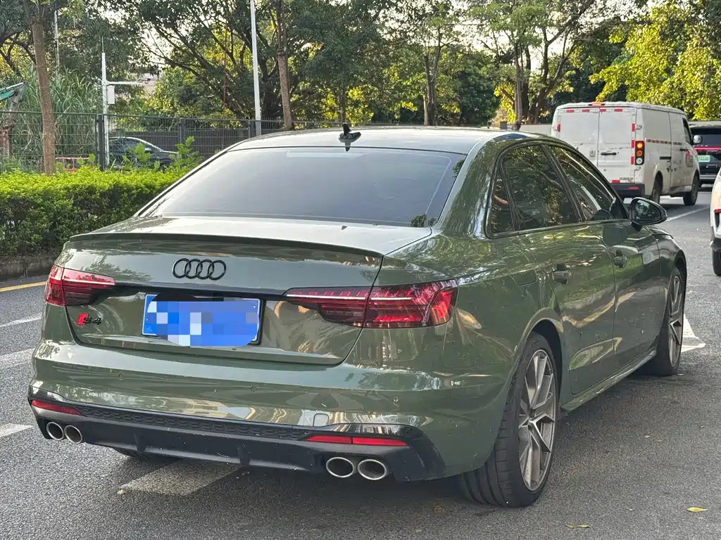 Audi S4 2025 — фото 10