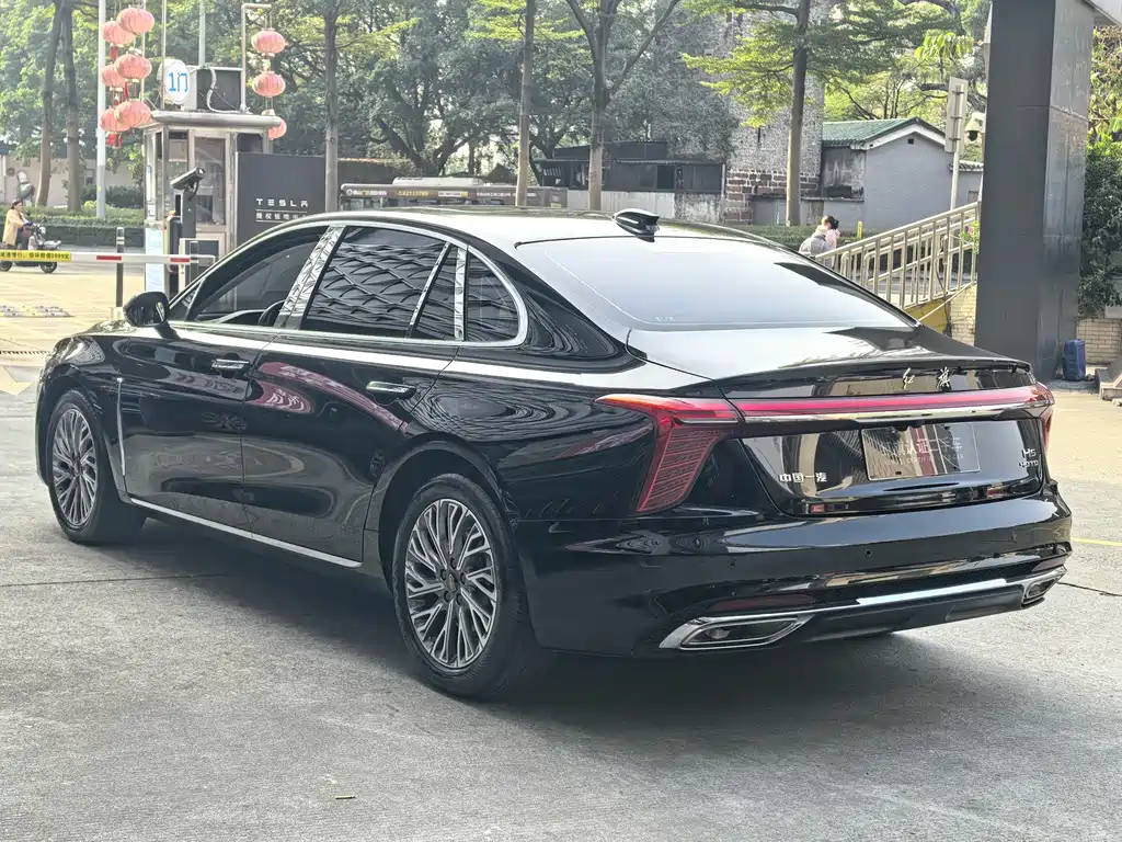 Hongqi H5 2023 — фото 11