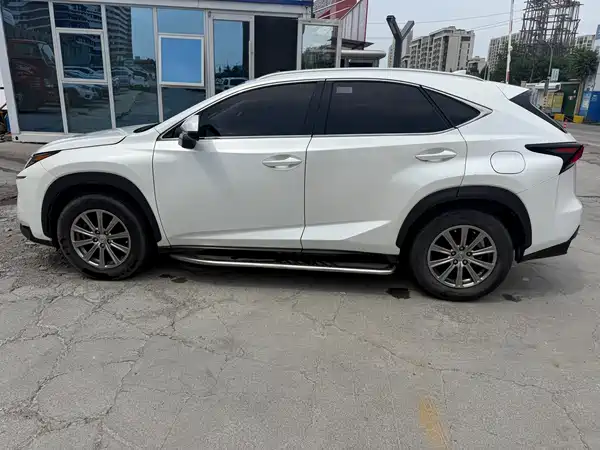 Lexus NX 2015