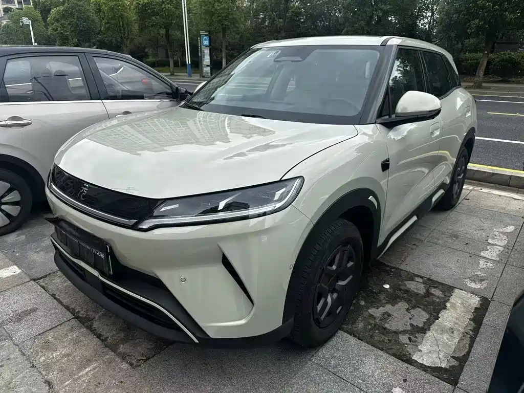 BYD Yuan UP 2025