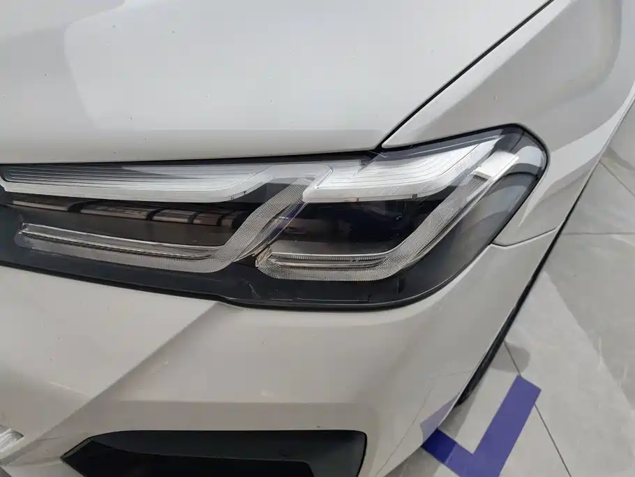 BMW 5 Series 2021