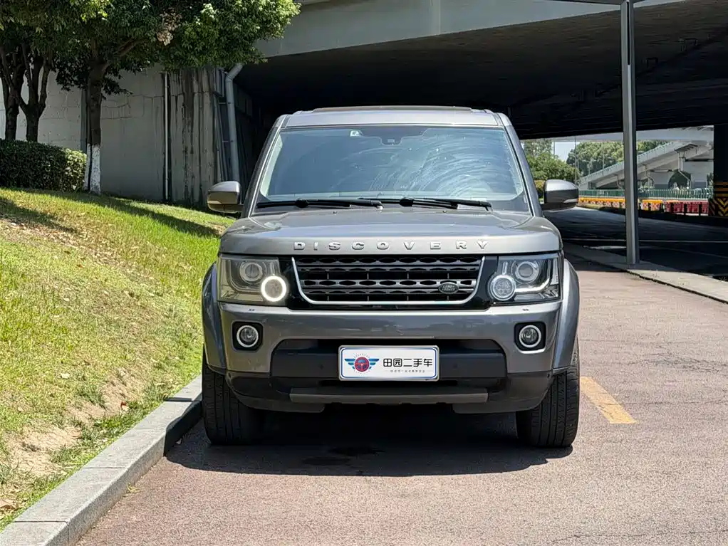 Land Rover Discovery 2017 — фото 2