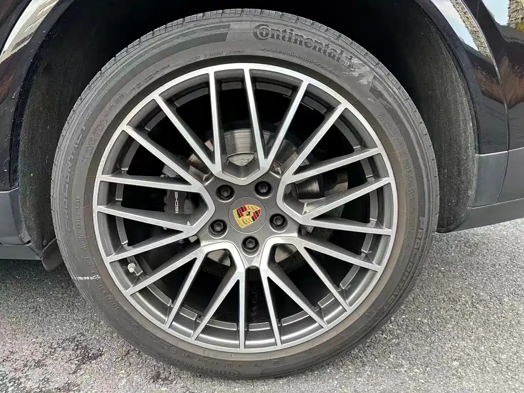 Porsche Cayenne 2022 — фото 12