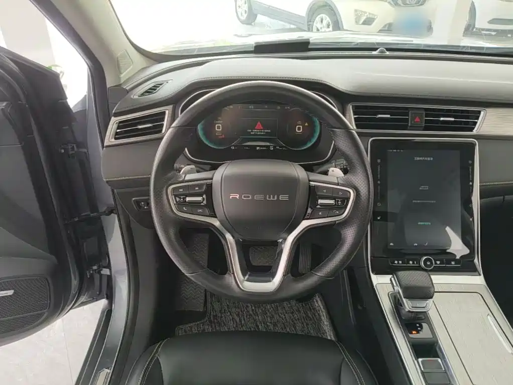 Roewe RX5 New Energy 2021 — фото 11