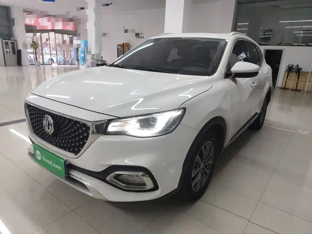 MG HS 2022