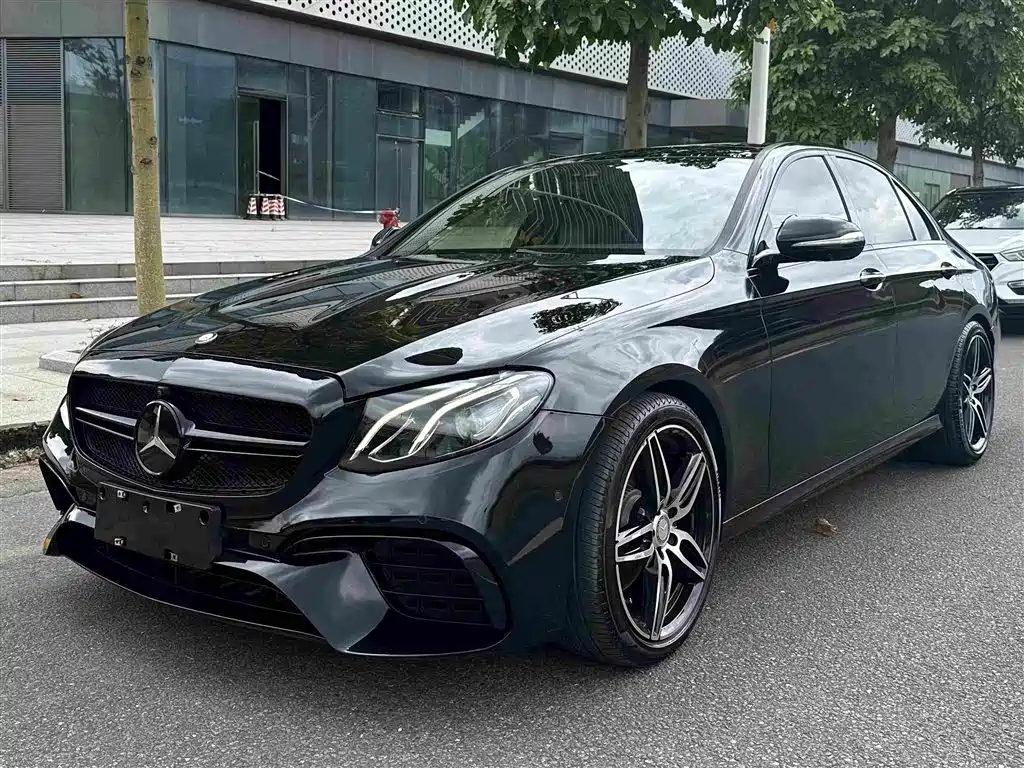 Mercedes-Benz E-Class 2017 — фото 1