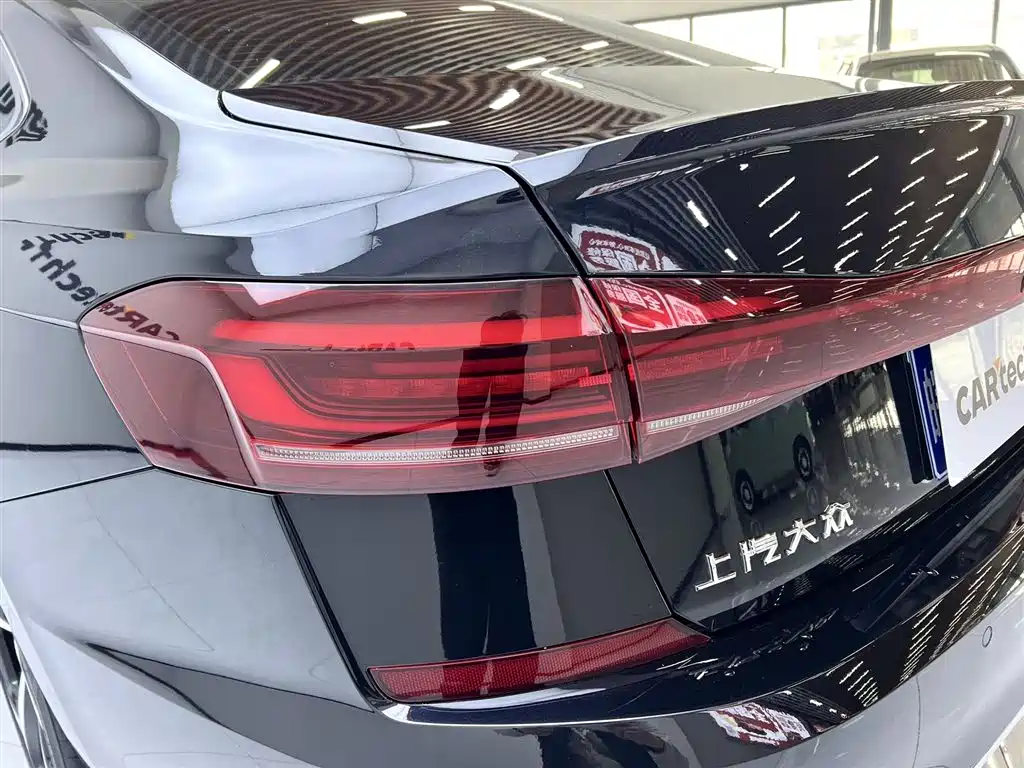 Volkswagen Passat 2024 — фото 10