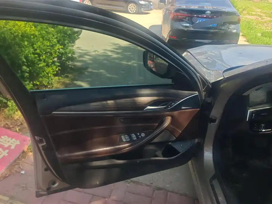 BMW 5 Series 2018