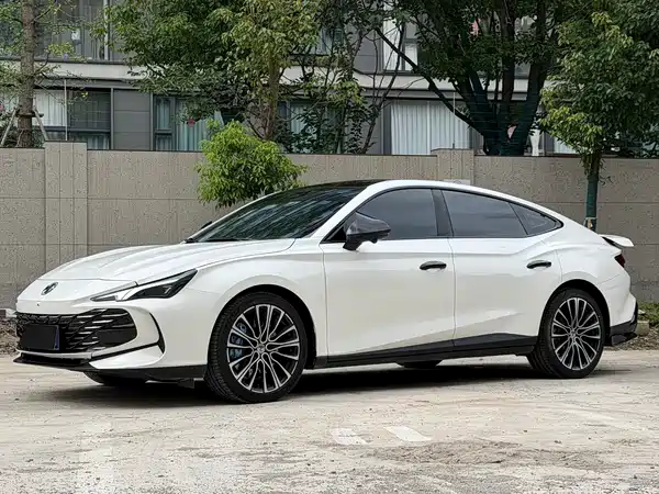 MG MG7 2023